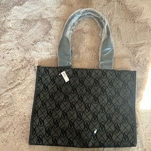 Black Victoria’s Secret tote